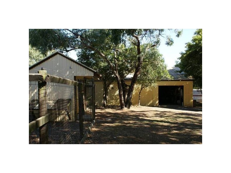 166 Boundary Road, Narre Warren East VIC 3804