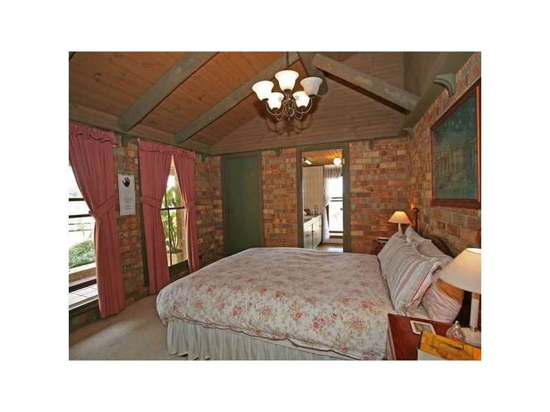 166 Boundary Road, Narre Warren East VIC 3804