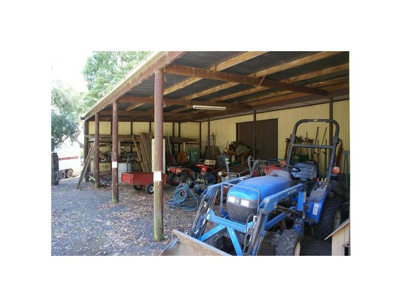 166 Boundary Road, Narre Warren East VIC 3804