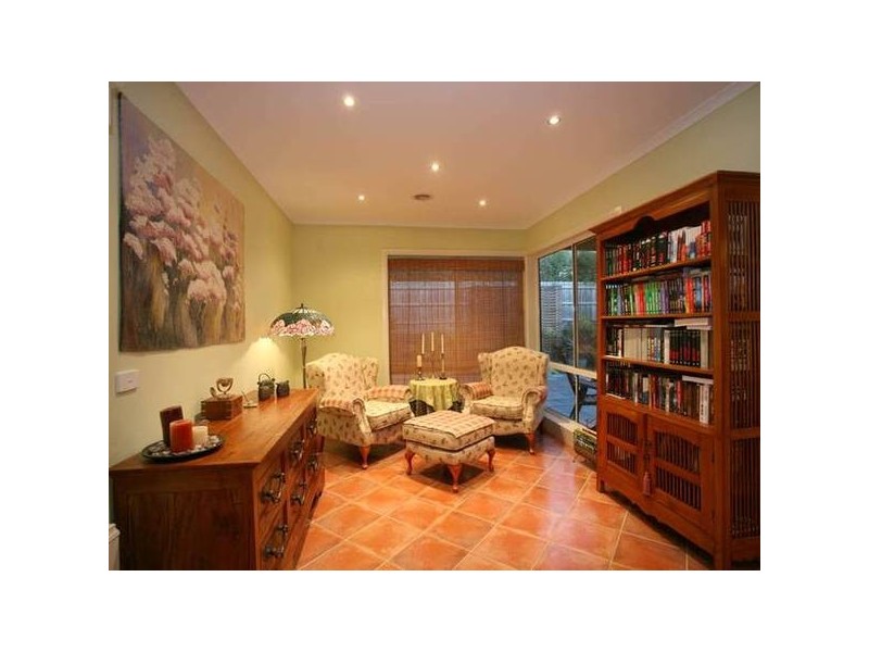 4 Viewbank Rise, Beaconsfield VIC 3807