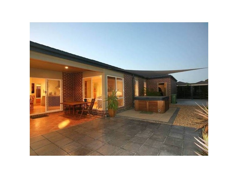 4 Viewbank Rise, Beaconsfield VIC 3807