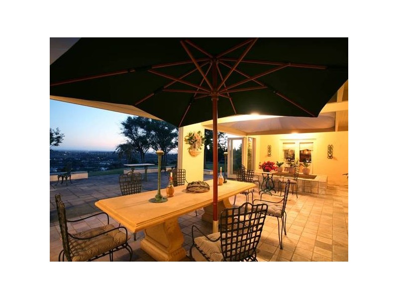 145 King Road, Harkaway VIC 3806