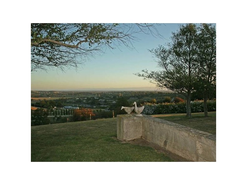 145 King Road, Harkaway VIC 3806