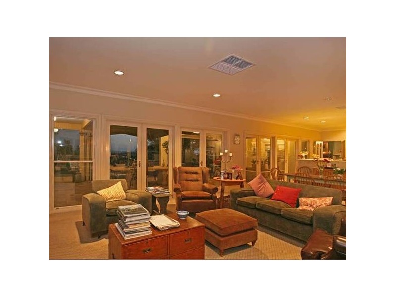 145 King Road, Harkaway VIC 3806