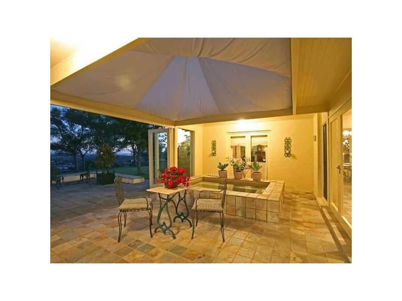 145 King Road, Harkaway VIC 3806