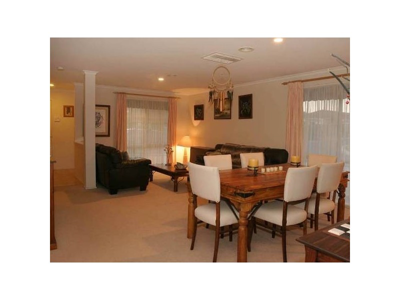 3 Carmela Close, Narre Warren VIC 3805