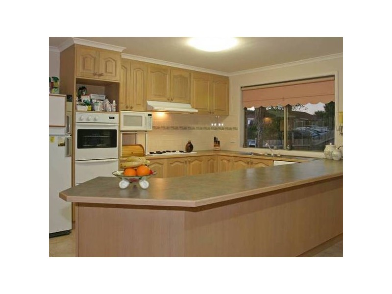 3 Carmela Close, Narre Warren VIC 3805