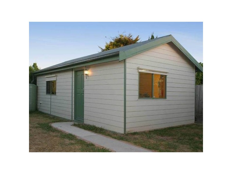 3 Carmela Close, Narre Warren VIC 3805