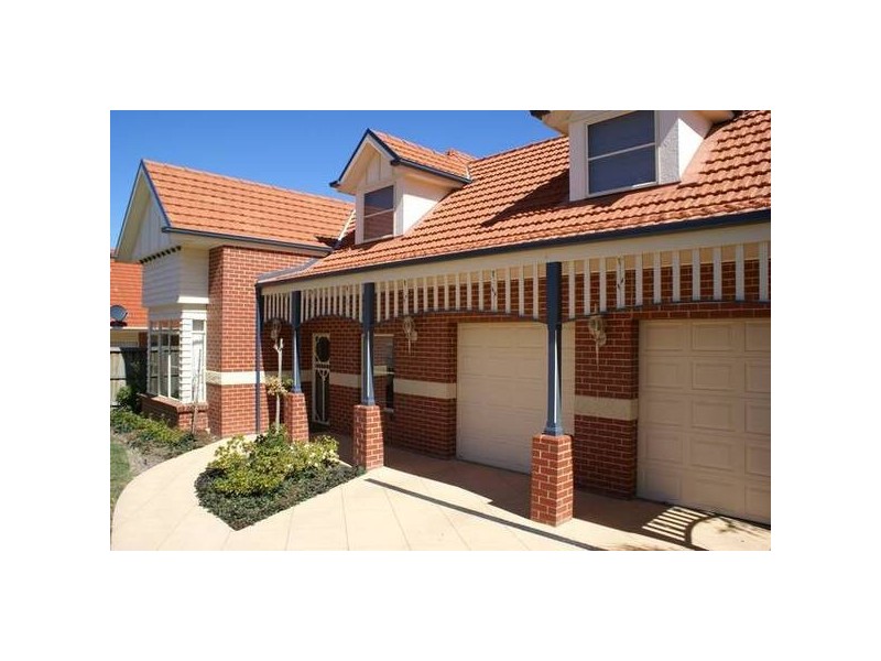 36 Nightingale Crescent, Berwick VIC 3806