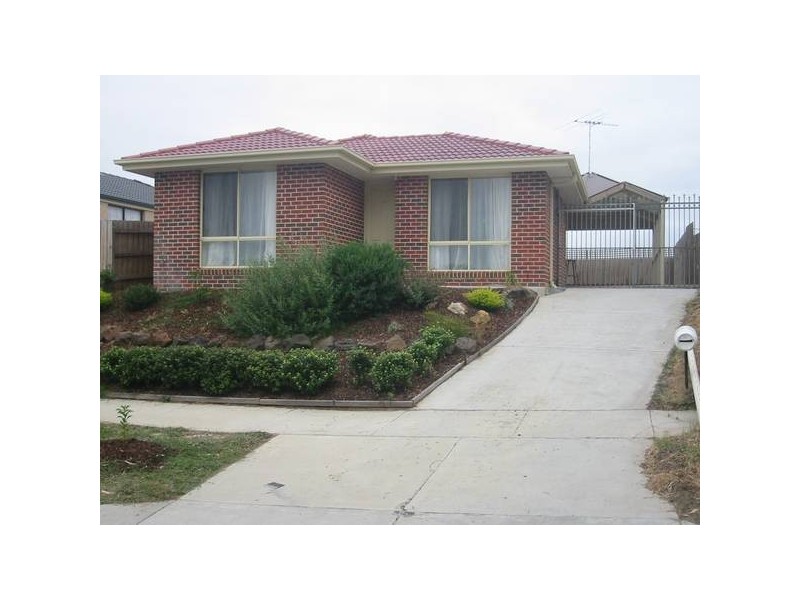 24B Manna Gum Drive, Pakenham VIC 3810