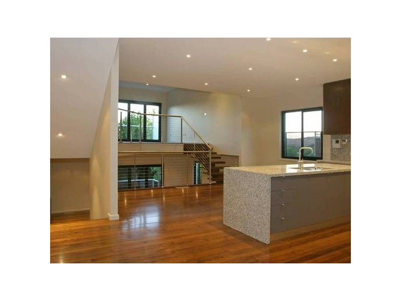 87 & 87a Brisbane Street, Berwick VIC 3806