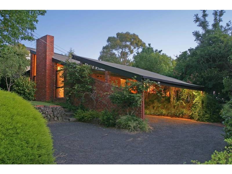 12 Miller Street, Berwick VIC 3806