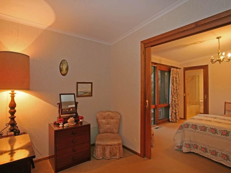 12 Miller Street, Berwick VIC 3806