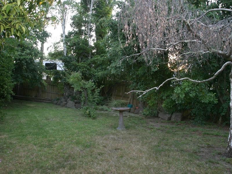 12 Miller Street, Berwick VIC 3806