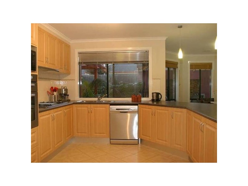 2 Bordeaux Grove, Narre Warren South VIC 3805