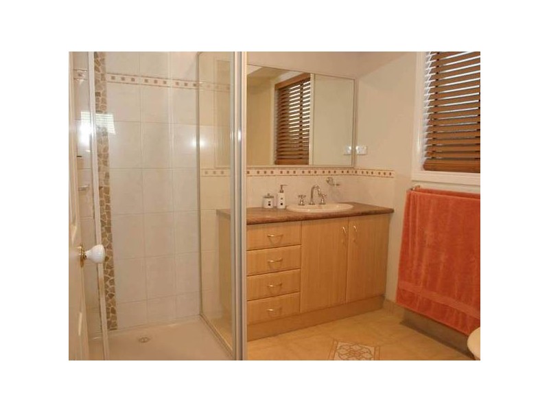 2 Bordeaux Grove, Narre Warren South VIC 3805