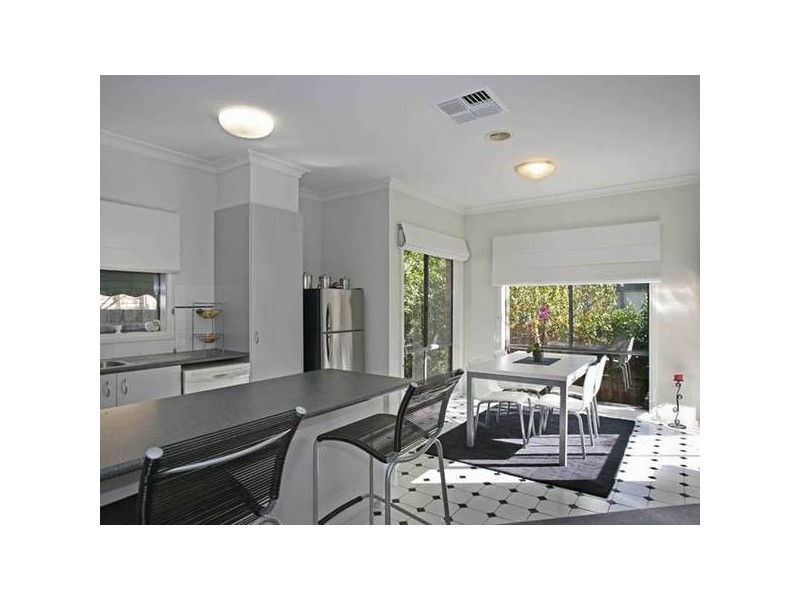 31 Hickory Drive, Narre Warren South VIC 3805