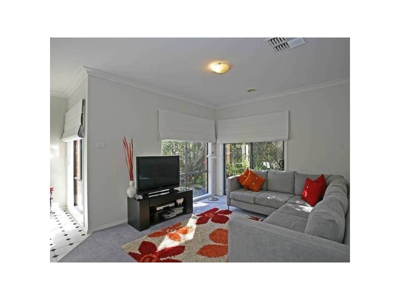 31 Hickory Drive, Narre Warren South VIC 3805