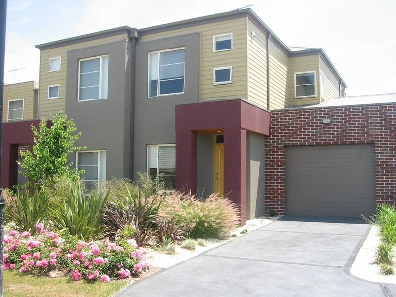 12 Tilbavale Close, Hallam VIC 3803