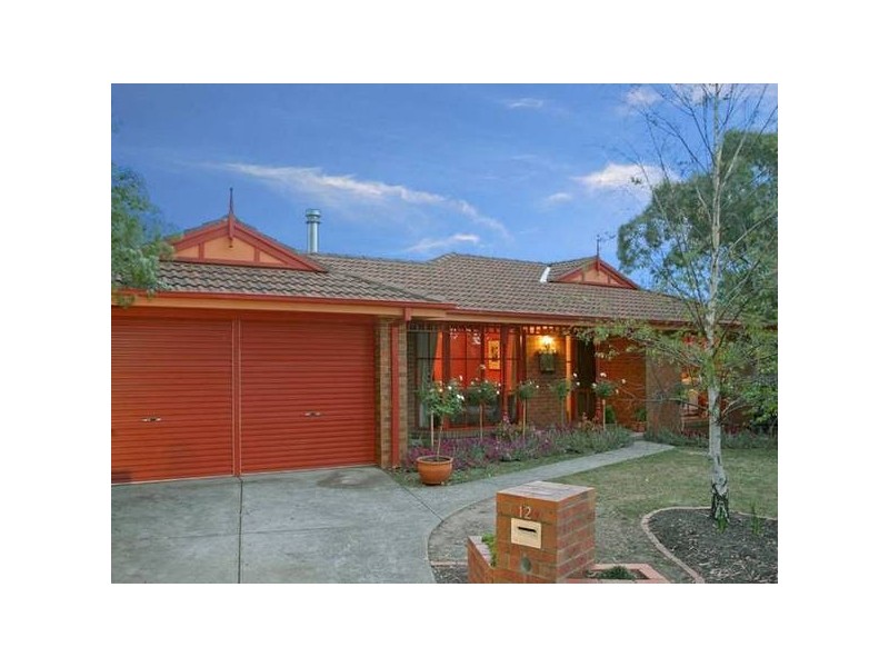 12 Mitre Crescent, Berwick VIC 3806