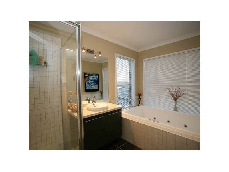 90 Moondarra Drive, Berwick VIC 3806