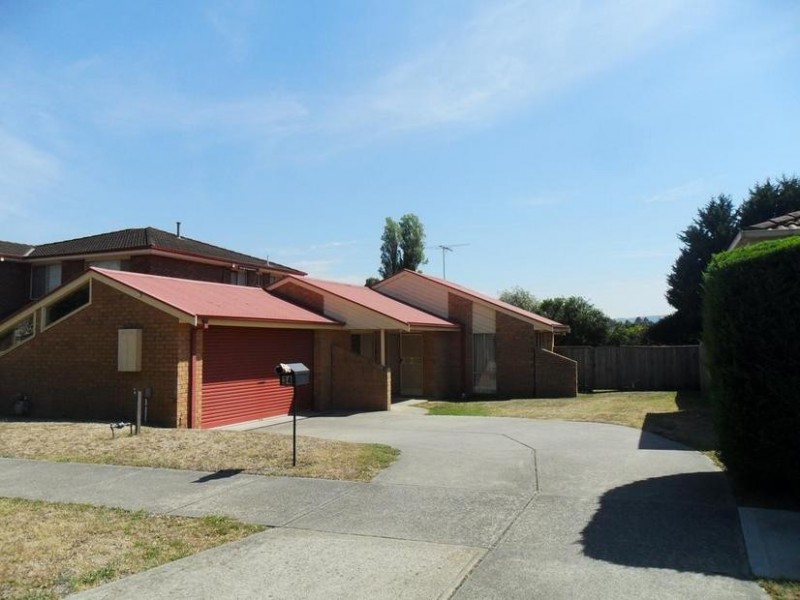 34 Clarinda Drive, Narre Warren VIC 3805