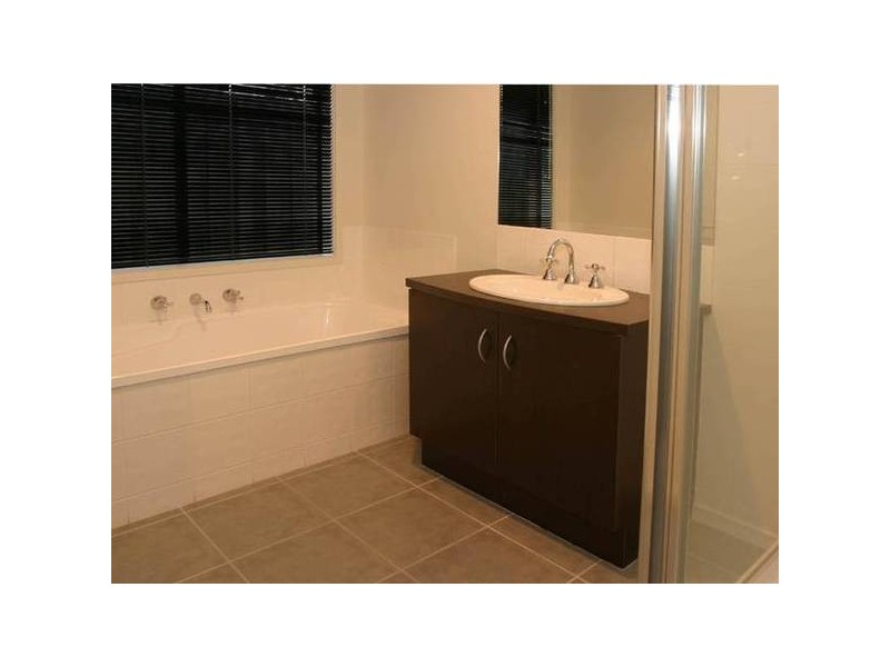 14 Chatsworth Court, Beaconsfield VIC 3807