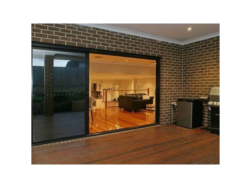 10 Temple-Wood Court, Berwick VIC 3806