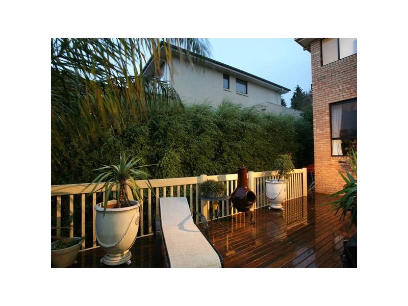 22 Lawrence Drive, Berwick VIC 3806