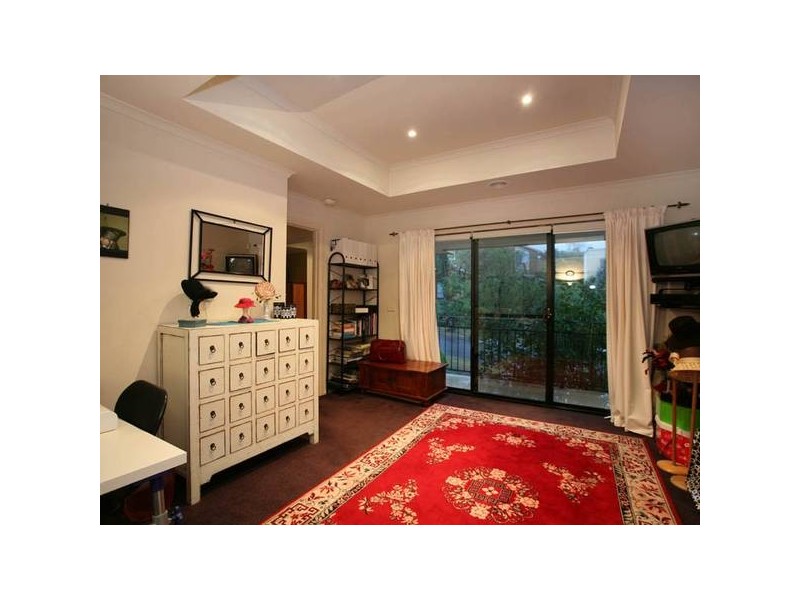 22 Lawrence Drive, Berwick VIC 3806