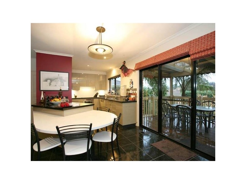 22 Lawrence Drive, Berwick VIC 3806