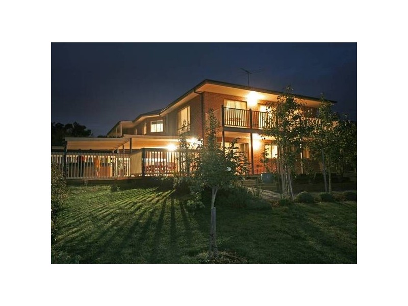 9 Whitaker Place, Beaconsfield VIC 3807