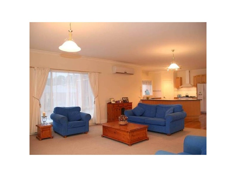 9 Whitaker Place, Beaconsfield VIC 3807