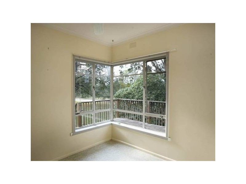 13 Burton Road, Beaconsfield Upper VIC 3808