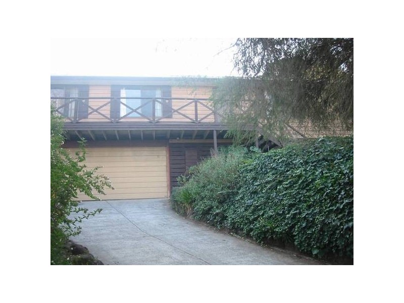 14 Ayr Court, Berwick VIC 3806