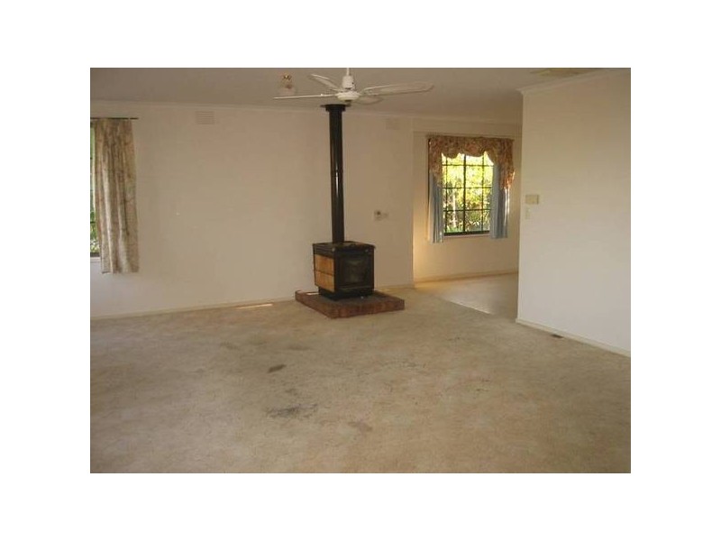 14 Ayr Court, Berwick VIC 3806