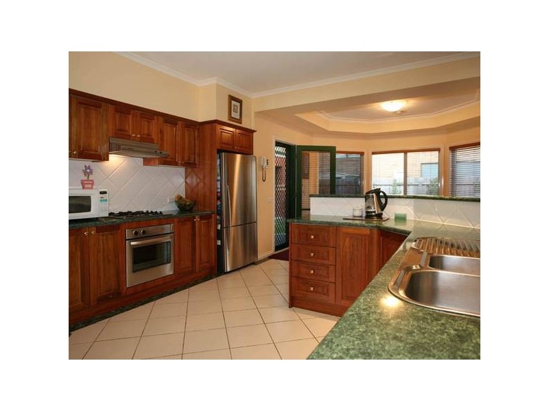 5 Loxley Boulevard, Narre Warren South VIC 3805