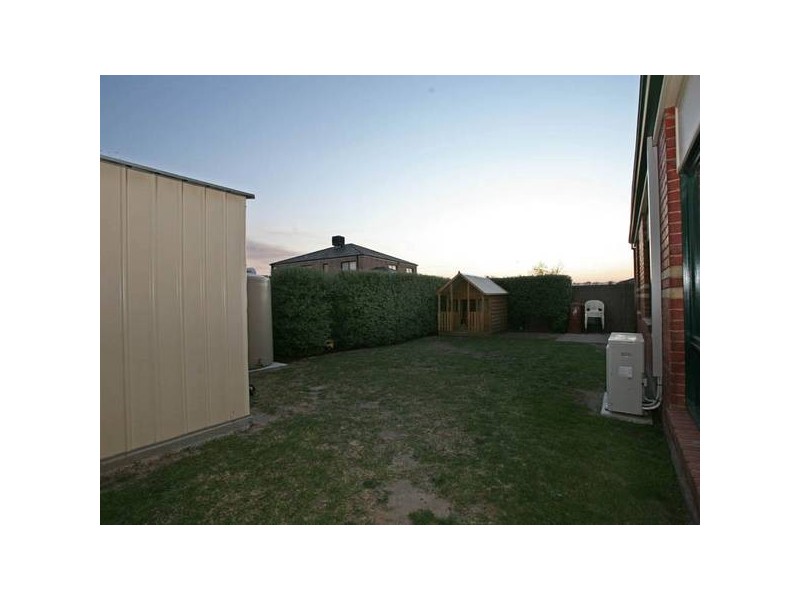 5 Loxley Boulevard, Narre Warren South VIC 3805