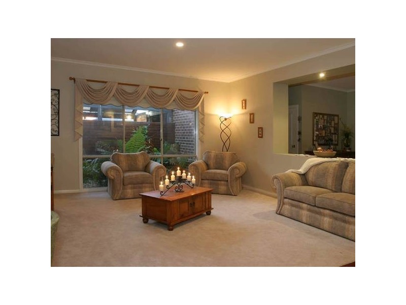 38 Timberside Drive, Beaconsfield VIC 3807