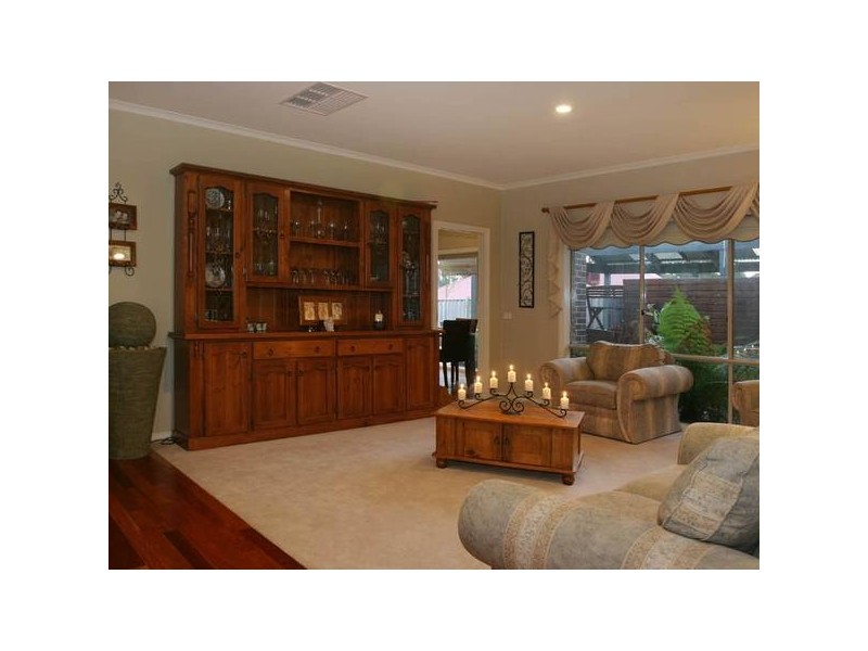 38 Timberside Drive, Beaconsfield VIC 3807