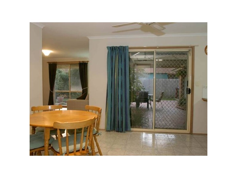 7 Scarborough Drive, Narre Warren South VIC 3805