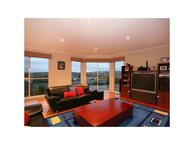7 Radiata Rise, Narre Warren VIC 3805