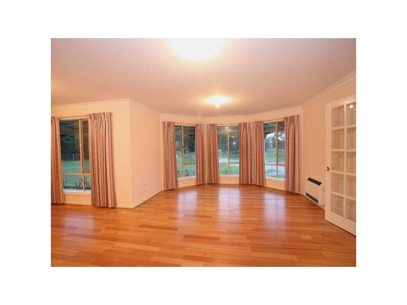 82 Brunt Road, Beaconsfield VIC 3807