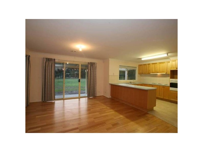 82 Brunt Road, Beaconsfield VIC 3807