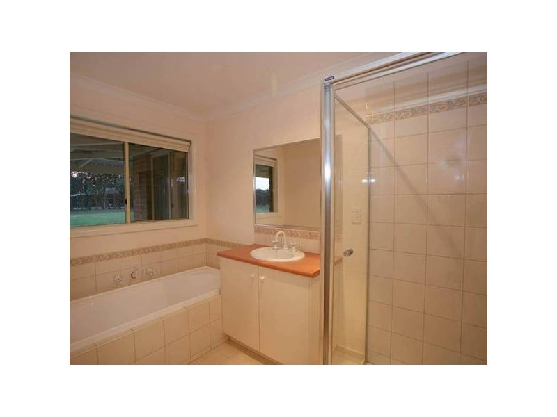 82 Brunt Road, Beaconsfield VIC 3807