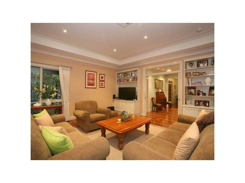 5 Desmond Court, Beaconsfield VIC 3807