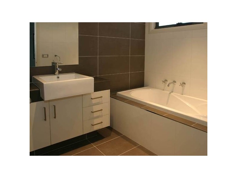 3/59 Lyall Road, Berwick VIC 3806