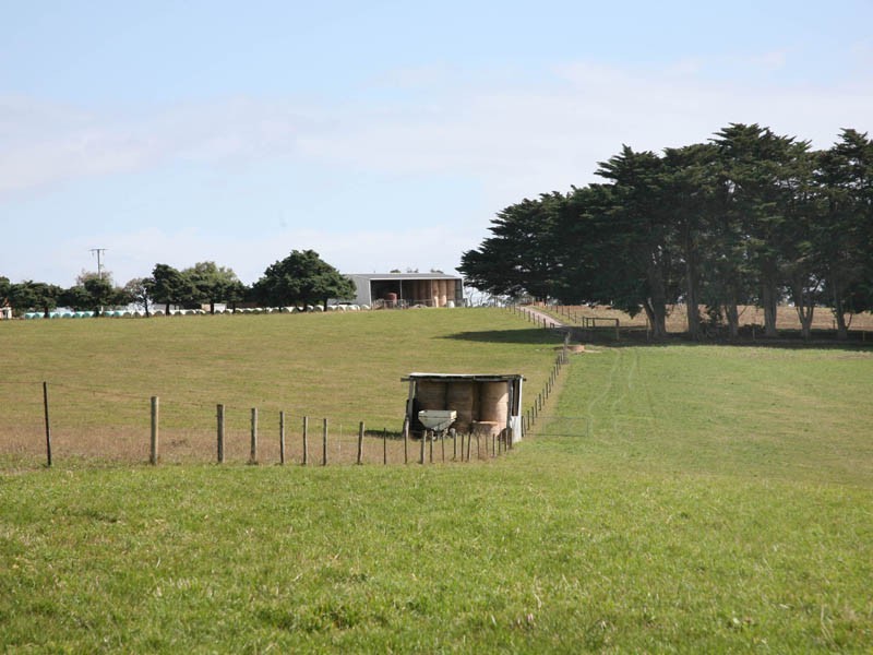 26 Moore Road, Drouin South VIC 3818