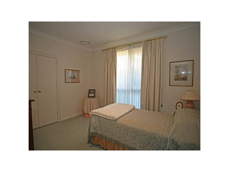 1/97 High Street, Berwick VIC 3806