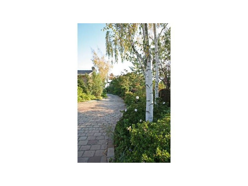 1/97 High Street, Berwick VIC 3806